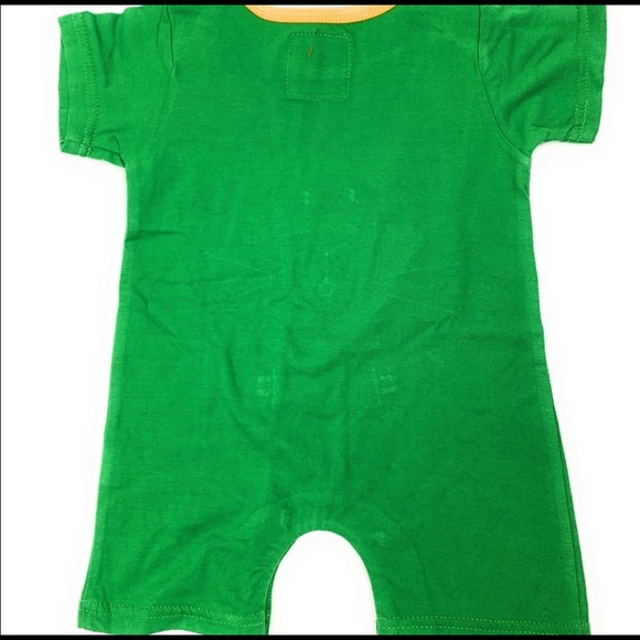 Onesie and jumpsuit bundle for 6-12 months old - Picture 4 of 5